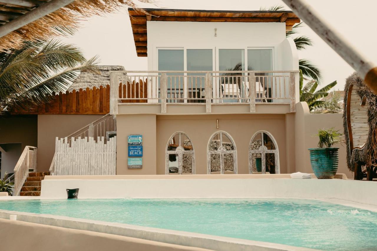 Coral Rocks & Restaurant Hotell