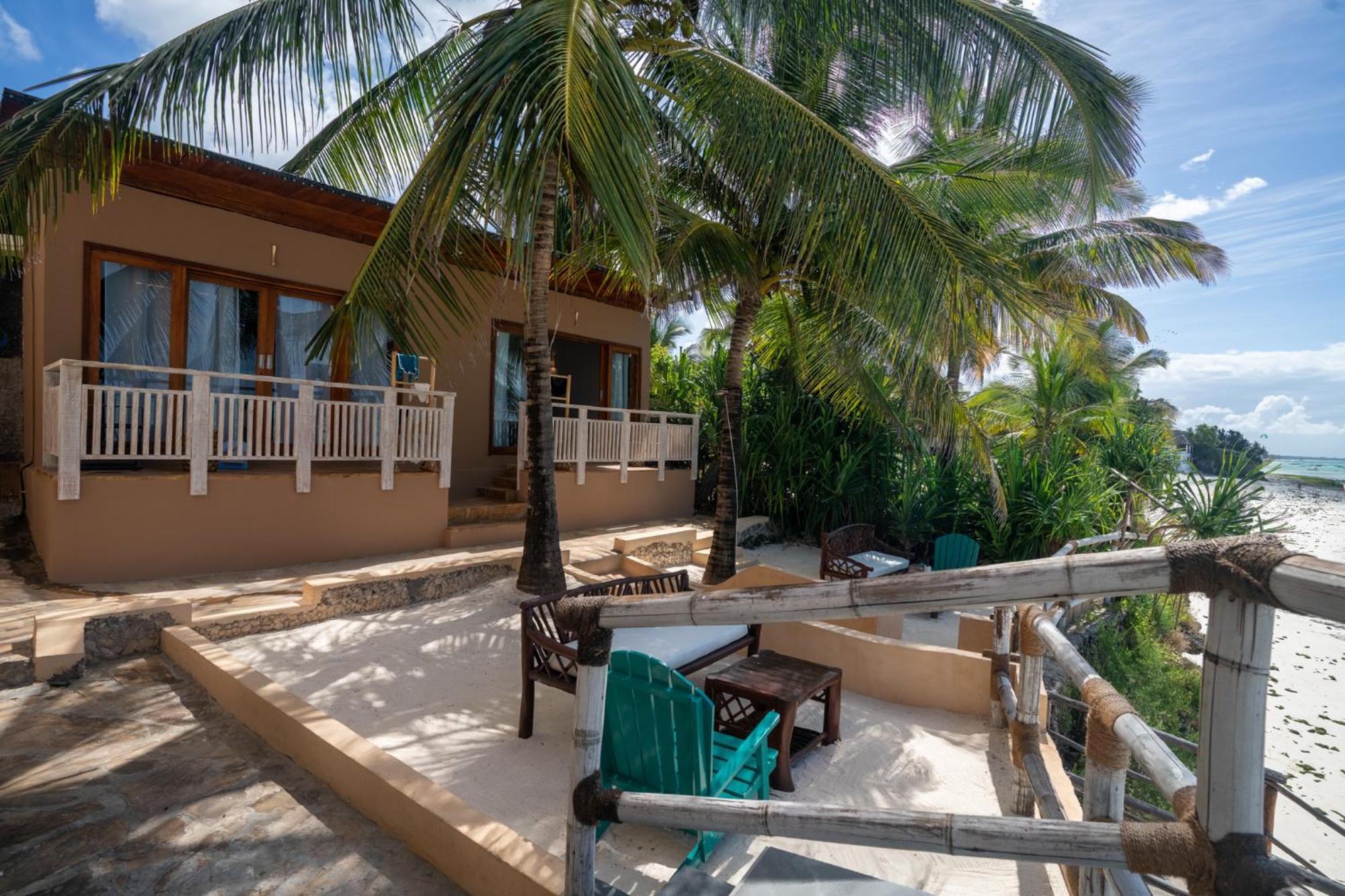 Hotel Coral Rocks & Restaurant