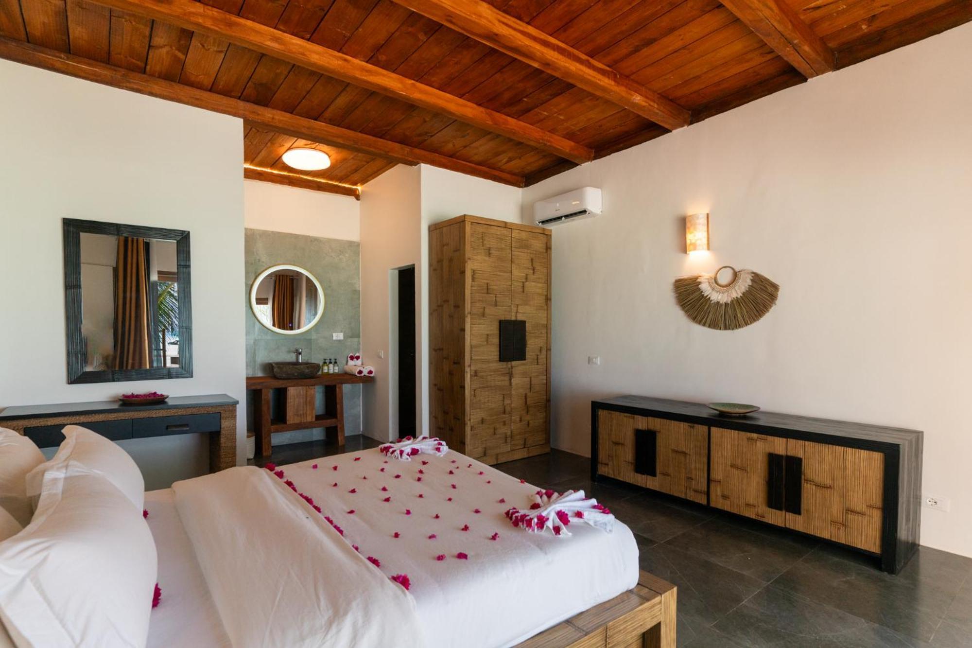 Hotel Coral Rocks & Restaurant Jambiani (Zanzibar)